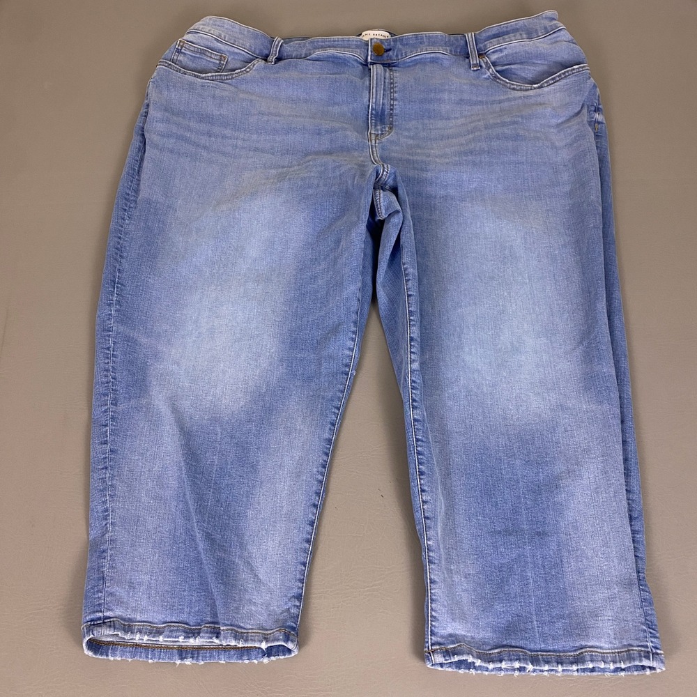 Lane Bryant Jeans Mid-Rise Boyfriend Capri Women's Size 28 Blue Flex Magic